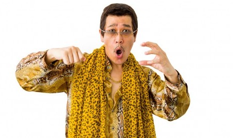 Piko Taro, penyanyi Pen-Pineapple-Apple-Pen (PPAP) yang viral di Youtube pada 2016.