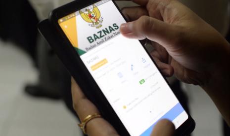 Pilihan menunaikan zakat secara online meningkat signifikan, terlebih pada masa pandemi covid-19 ini.