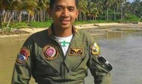 Pilot pesawat Hercules Kapten Pnb Sandhy Permana.