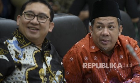 House of Representatives deputy speakers Fadli Zon (left) and Fahri Hamzah. 