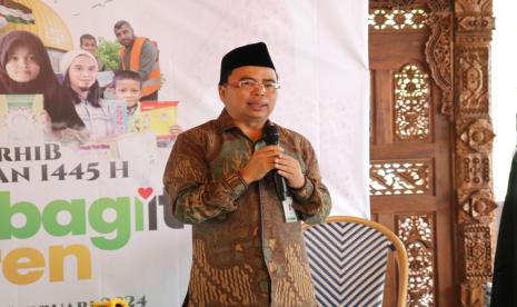 Pimpinan Laznas Yakesma menyampaikan program berbagi untuk warga di pelosok dan Palestina.