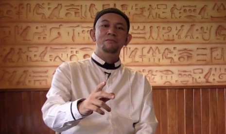 Pimpinan Lembaga Kreatif (iHaqi) Ustaz Erick Yusuf