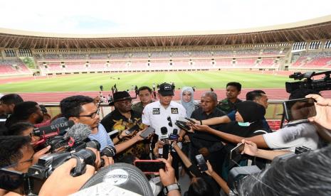 Pimpinan MPR, DPR, DPD, dan Kementerian PUPR, pada 3 Maret 2020, mengadakan peninjauan di Komplek Stadion Papua Bangkit, Sentani. Hadir dalam peninjauan itu Ketua MPR Bambang Soesatyo, Wakil Ketua DPD Sultan Najamudin, Wakil Ketua DPR Rachmad Gobel, Wakil Ketua MPR Lestari Moerdijat, Arsul Sani, Fadel Muhammad serta Wakil Gubernur Papua Klemen Tina