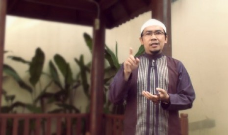 Pimpinan pesantren putri Daarul Quran, Cilegon, Banten Ustaz Jaya Rukmana