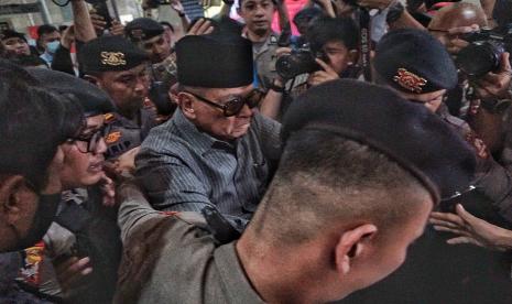 Pimpinan Pondok Pesantren Al Zaytun Panji Gumilang. Bareskrim Polri memeriksa pimpinan Al Zaytun, Panji Gumilanag soal TPPU hari ini.