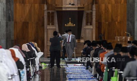 Pimpinan pondok pesantren Al Zaytun, Panji Gumilang 