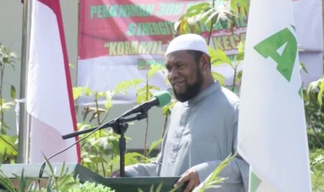 Pimpinan Pondok Pesantren Nuu Waar Ustaz Fadzlan Garamatan