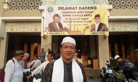 Pimpinan Ponpes Darul Akhyar Depok, Dr Syamsul Yakin MA.