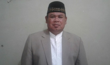 Pimpinan Ponpes Said Yusuf Depok, Ustaz Saroni SAg, MPd.