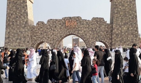 Daftar Istilah dan Singkatan Haji - Umrah dari Huruf U, V, W. Foto: Pintu gerbang Pasar Ukaz di Thaif.