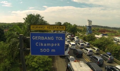 Pintu tol Cikampek