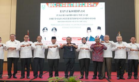 Pj Bupati Muba Apriyadi akan membentuk tim untuk melakukan restorasi mangrove.