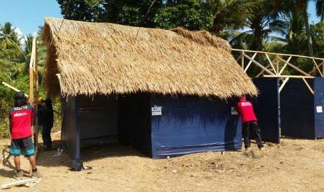 PKPU HI membangun rumah senyum di Tembobor, Lombok Utara.