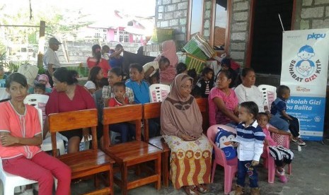  PKPU, Wardah, dan Yayasan Ibadurrahman membantu balita malnutrisi di Kupang.