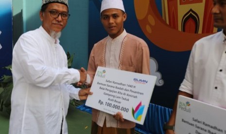 PLN bersama PTPN 1 dan Adhi Karya menggelar Safari Ramadan 1440 Hijriah di Aceh.