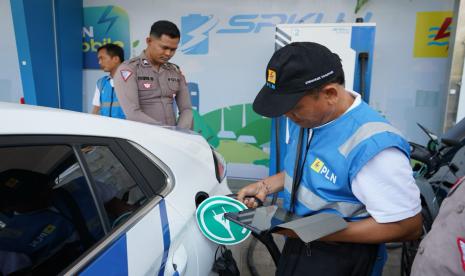 PLN mencatat sebanyak 941 transaksi pengisian daya berhasil dilakukan dengan total energi mencapai 19.217,62 kilowatt selama KTT AIS 2023 di Bali.