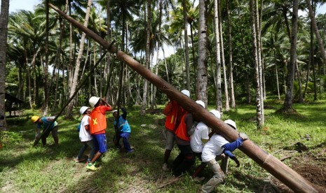 PLN terus meningkatkan elektrifikasi. PLN menyatakan rasio elektrifikasi desa di NTT capai 92,04 persen