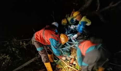 PLN UID Jakarta Raya memberikan bantuan teknis dan nonteknis pada korban gempa banten.