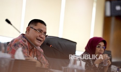  Plt. Direktur Utama BNI Syariah, Abdullah Firman Wibowo memberikan paparan Kinerja Trwulan ke-3 BNI Syariah di Jakarta, Kamis (19/10).