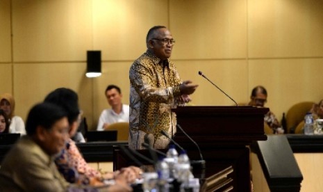 Plt Ketua KPK Taufiequrachman Ruki.