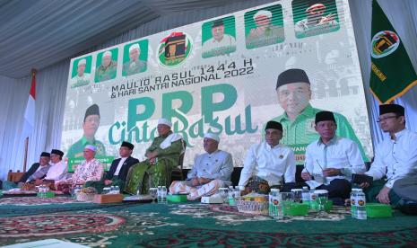 Plt Ketua Umum DPP PPP Muhamad Mardiono saat peringatan Maulid Nabi Muhammad SAW dan Hari Santri Nasional bersama para ulama