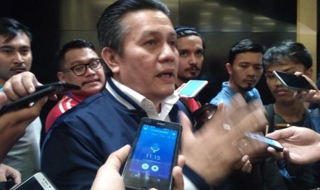 Plt Ketua Umum PSSI, Gusti Randa usai konferensi pers drawing perempat final Piala Presiden 2019, di Stadion Utama Gelora Bung Karno, Jakarta pada Selasa (19/3). 