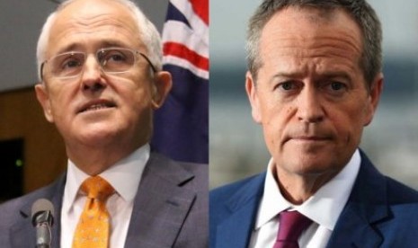 PM Australia Malcolm Turnbull and pemimpin oposisi Bill Shorten melakukan debat pertama Pemilu 2016 di Sydney, Jumat (13/5) 