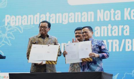 PNM melakukan Pendatanganan Nota Kesepahaman yang ditandatangani oleh Arief Mulyadi selaku Direktur Utama PT PNM dan Ir. Himawan Arief Sugoto, M.T selaku Sekretaris Jenderal Kementerian Agraria dan Tata Ruang/Badan Pertahanan Nasional.