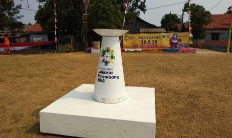 Podium obor api Asian Games, Pula Untung Jawa, Kepulauan Seribu. Besok, Jumat (17/8) obor akan dibawa berkeliling pulau Seribu.