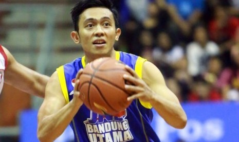 Point guard Bandung Utama Gian Gumilar