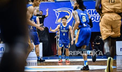 Point guard Prawira Bandung Yudha Saputera.