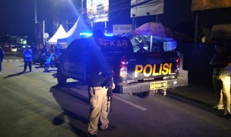 Polda Metro Jaya berpatroli keliling Jakarta untuk mengantisipasi aksi geng motor, Kamis (16/5), Jakarta.