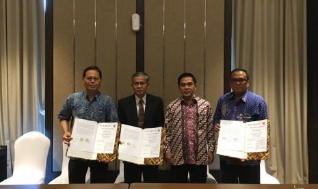 PoliMedia meneken MoU dengan BPPK Kemenperin dan Universitas Stibukank.