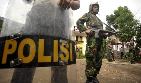 Polisi dan TNI