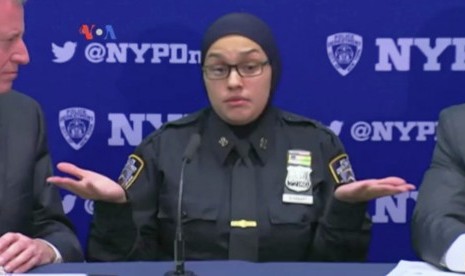 Polisi wanita Muslim New York 