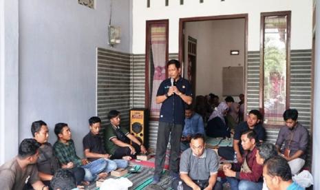 Politeknik Pembangunan Pertanian (Polbangtan) Malang memfasilitasi kreativitas generasi milenial untuk berkarya dan berwirausaha di sektor pertanian dengan mengembangkan Ekosistem Kewirausahaan Pertanian bagi petani milenial di Kabupaten Tulungagung, Provinsi Jawa Timur.