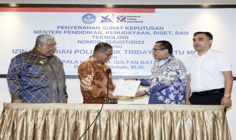  Politeknik Tridaya Virtu Morosi menyelenggarakan program studi vokasi industri dan bertekad mencetak serta membentuk sumber daya manusia (SDM) unggul dan berkompeten. Politeknik Tridaya Virtu Morosi terletak di Kabupaten Konawe, secara resmi telah memperoleh izin pendirian melalui pembacaan Surat Keputusan Menteri Pendidikan, Kebudayaan, Riset dan Teknologi Republik Indonesia Nomor 25/D/OT/2023 tentang Izin Pendirian Politeknik Tridaya Virtu Morosi