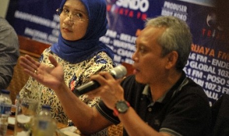 Politikus PDI Perjuangan, Arif Wibowo (kanan).