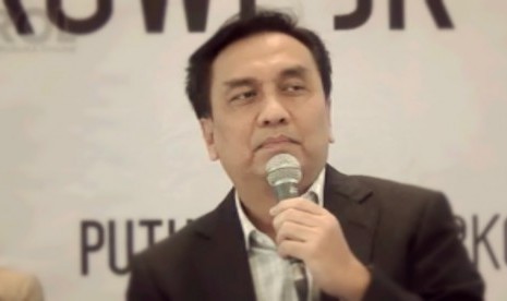 Politikus PDIP, Effendi Simbolon