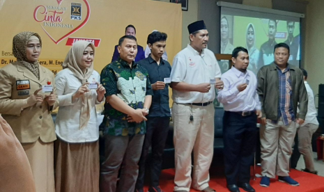 Politisi PKS Mardani Ali Sera membuka pendaftaran anggota baru (kader) melalui Sekolah Cinta Indonesia di Jakarta. 