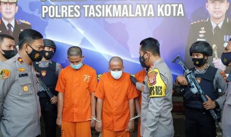 Polres Tasikmalaya Kota merilis kasus ganjal mesin ATM, Kamis (15/4).