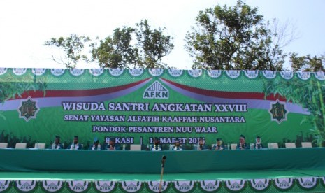 Pondok Pesantren Nuu Waar mengisuda santri angkatan ke-28, Ahad (13/3) di Pesantren Nuu Waar, Bekasi, Jawa Barat