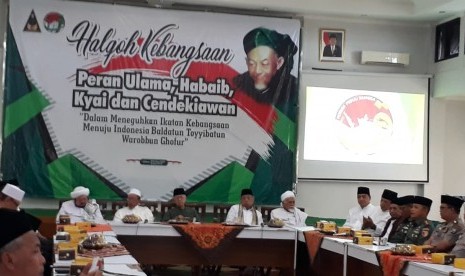 Pondok Pesantren (Ponpes) Tebuireng, Jombang mengumpulkan ulama dan kyai pendukung calon presiden 01 dan 02 dalam Halaqah Kebangsaan, di Jombang, Ahad (7/4). 