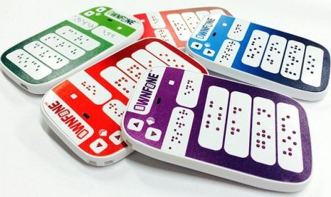 Ponsel braille buatan perusahaan Inggris OwnFone.