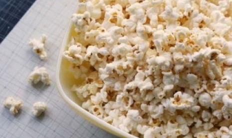 Konsumsi popcorn di Amerika capai 60 miliar 'paper cup' per tahun.