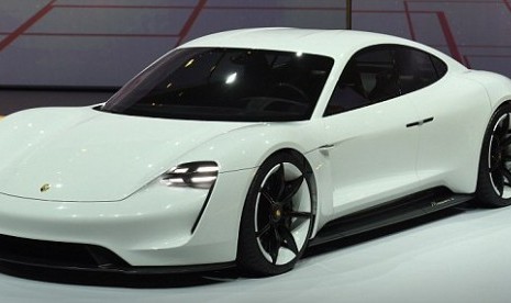 porsche mission E