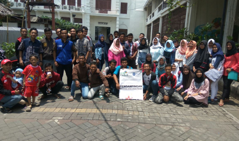 Pos Keadilan Peduli Umat Human Initiative (PKPU-HI) Jawa Tengah menyelenggarakan pelatihan fotografi  di Semarang.