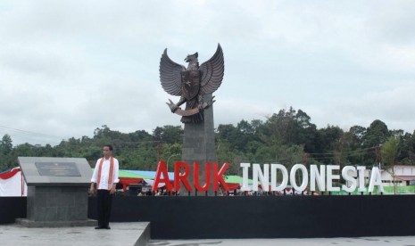 Pos Lintas Batas Negara (PLBN) Terpadu Aruk, Sambas resmi diresmikan oleh Presiden Joko Widodo, Jumat (17/3).