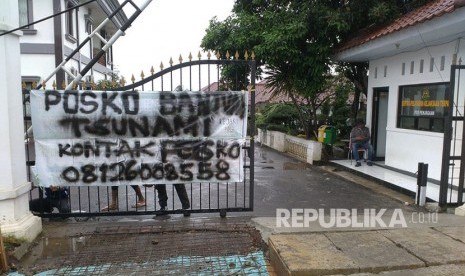 Posko bantuan tsunami IAD.