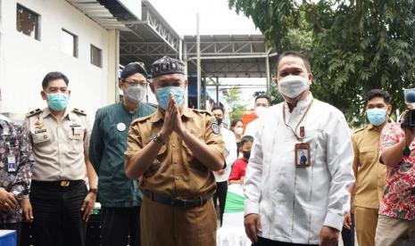 Posko Mudik BPJS Kesehatan sediakan layanan kesehatan, takjil, dan pijat gratis.